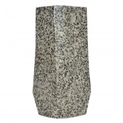 Vaza A din granit Leopard...