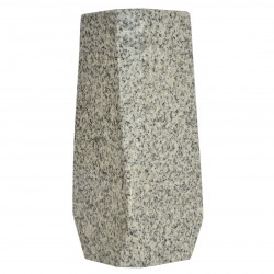 Vaza A din granit Leopard...